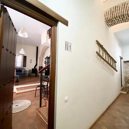 Апартаменты Duplex Con Piscina En Centro Cazalla